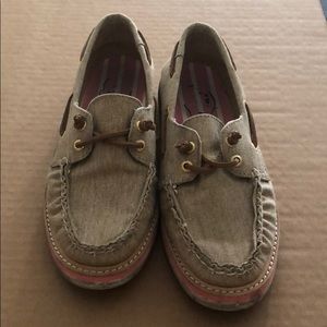 Sperry boat shoes